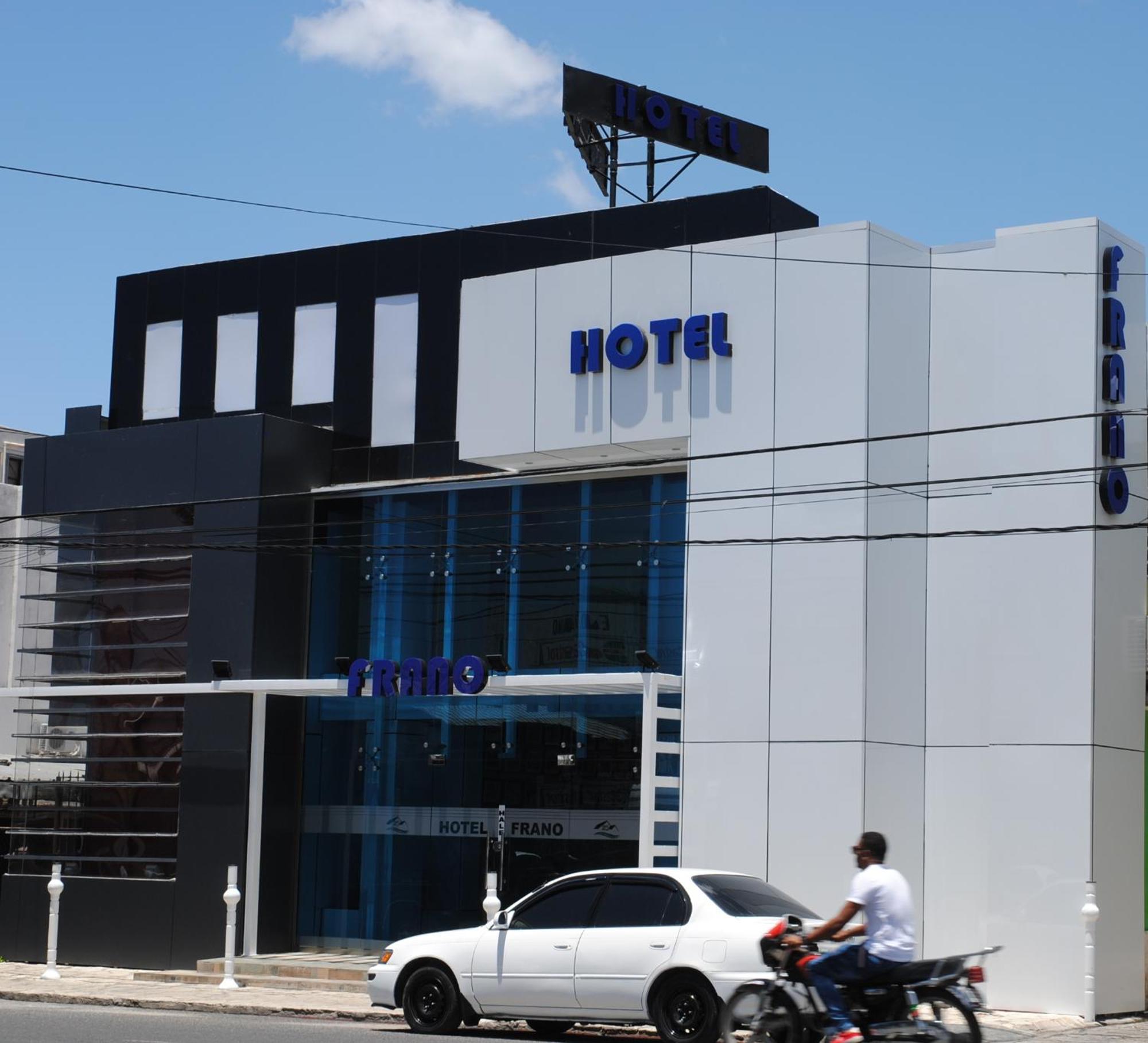 Hotel Frano Romana Center ラ・ロマーナ エクステリア 写真